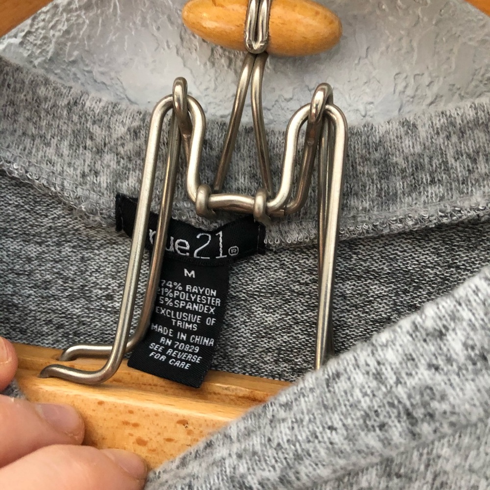 Cropped Sweater💛 - Picture 4 of 4